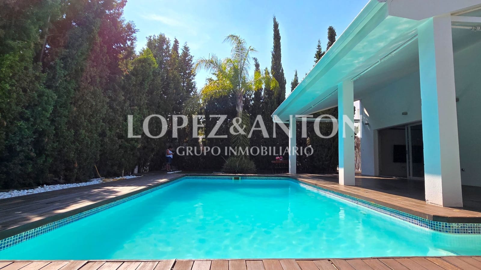 6 soveværelse Villa til salg i Paterna med swimmingpool garage - € 1.000.000 (Ref: 9164045)