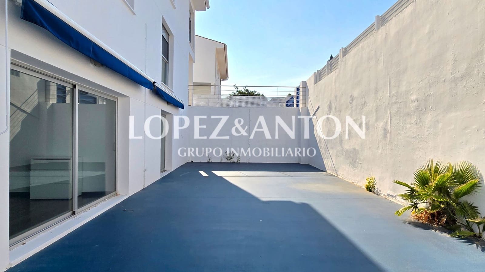 6 soveværelse Villa til salg i Paterna med swimmingpool garage - € 1.000.000 (Ref: 9164045)