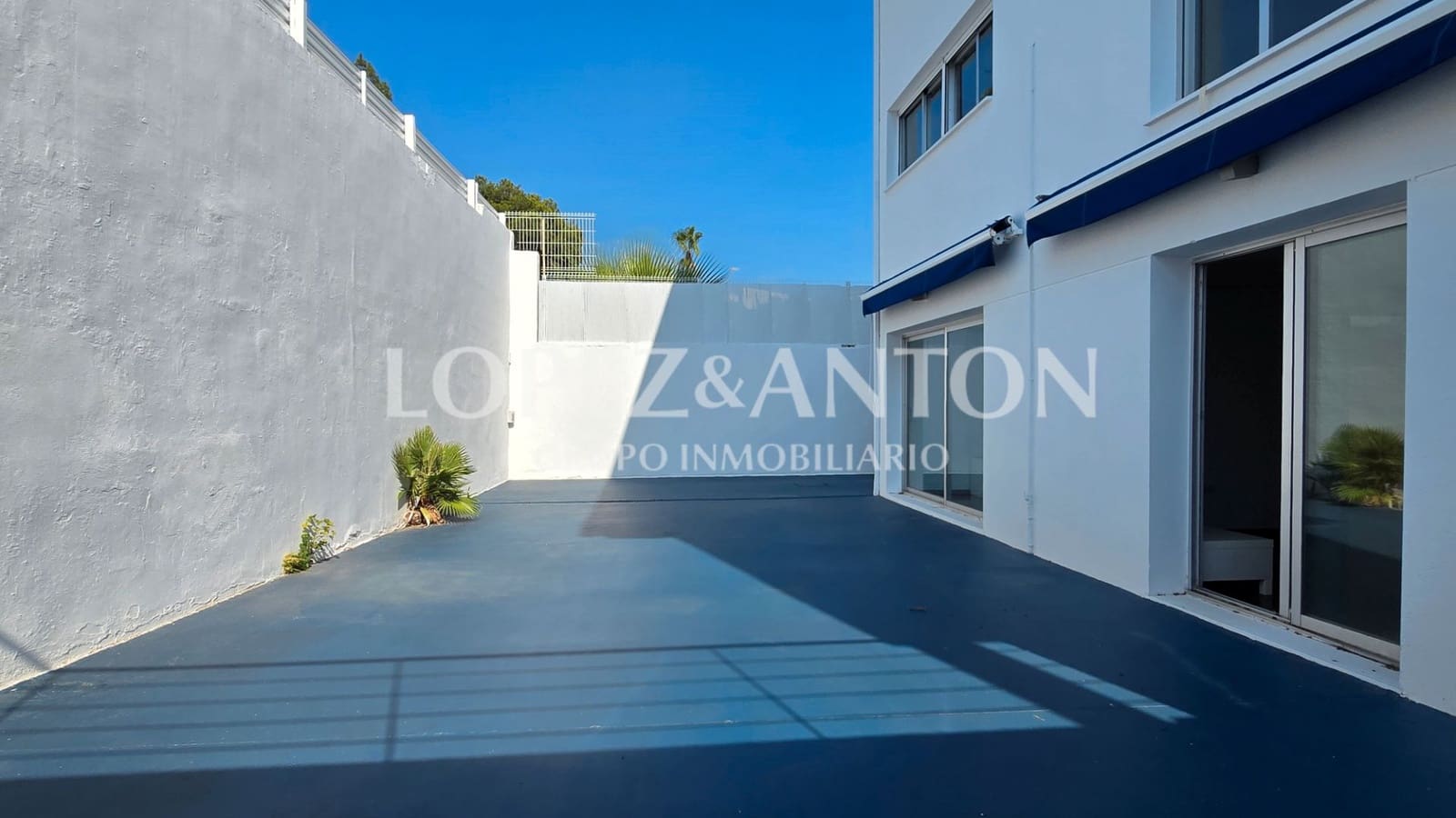 6 soveværelse Villa til salg i Paterna med swimmingpool garage - € 1.000.000 (Ref: 9164045)