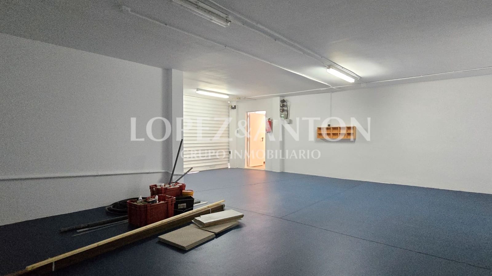 6 soveværelse Villa til salg i Paterna med swimmingpool garage - € 1.000.000 (Ref: 9164045)