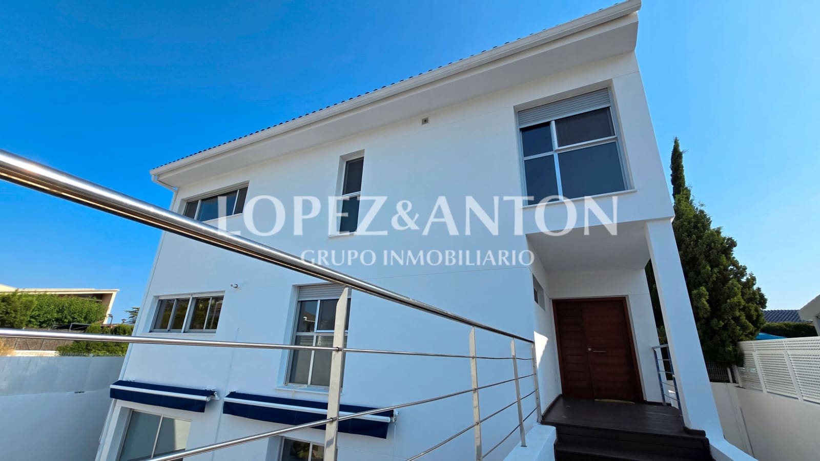 6 soveværelse Villa til salg i Paterna med swimmingpool garage - € 1.000.000 (Ref: 9164045)