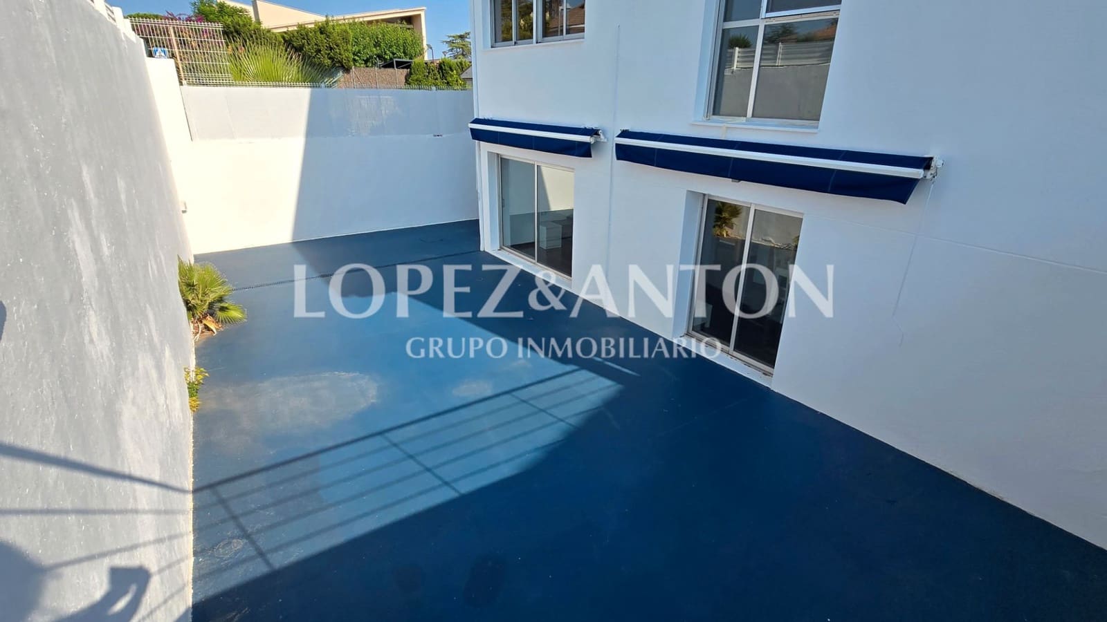 6 soveværelse Villa til salg i Paterna med swimmingpool garage - € 1.000.000 (Ref: 9164045)