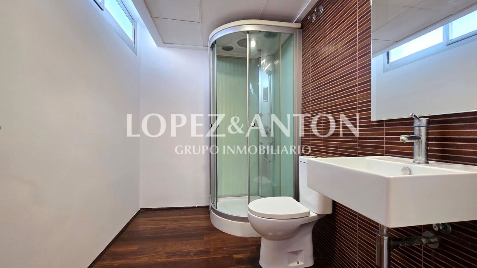 6 soveværelse Villa til salg i Paterna med swimmingpool garage - € 1.000.000 (Ref: 9164045)