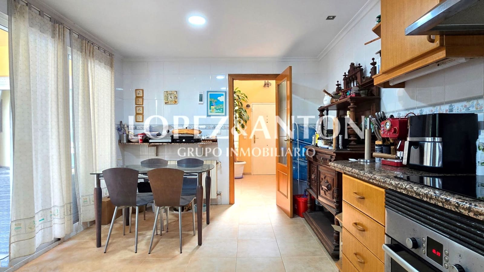 5 soveværelse Villa til salg i L'Eliana med swimmingpool garage - € 590.000 (Ref: 9187886)