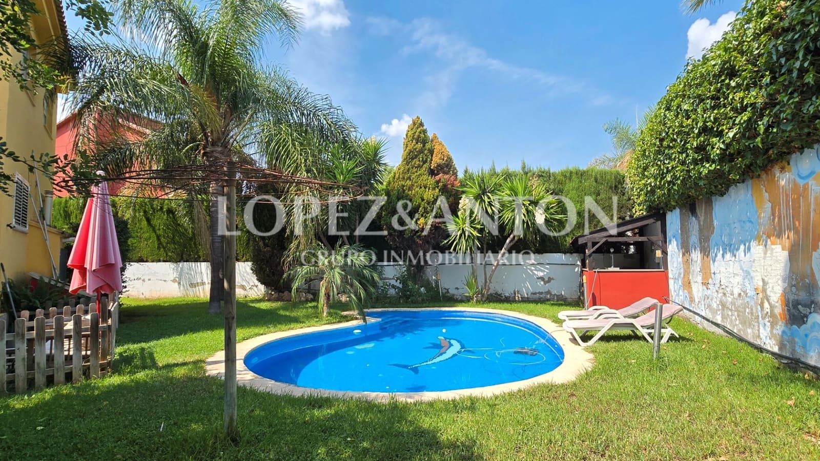 5 soveværelse Villa til salg i L'Eliana med swimmingpool garage - € 590.000 (Ref: 9187886)