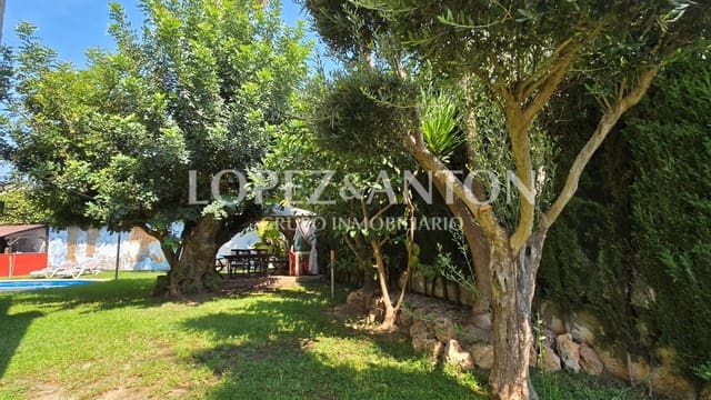 5 sypialnia Willa na sprzedaż w L'Eliana z basenem garażem - 590 000 € (Ref: 9187886)