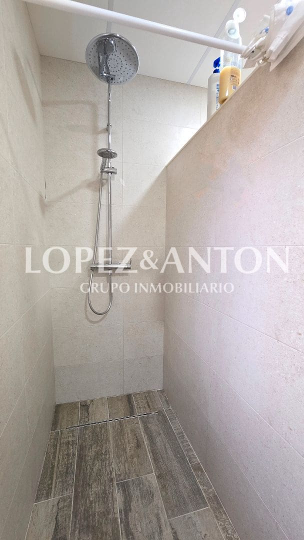 3 soverom Villa til salgs i La Pobla de Vallbona med svømmebasseng garasje - € 450 000 (Ref: 9253960)