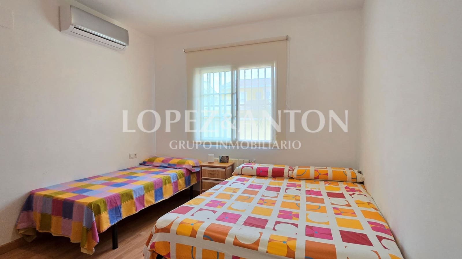 3 soverom Villa til salgs i La Pobla de Vallbona med svømmebasseng garasje - € 450 000 (Ref: 9253960)