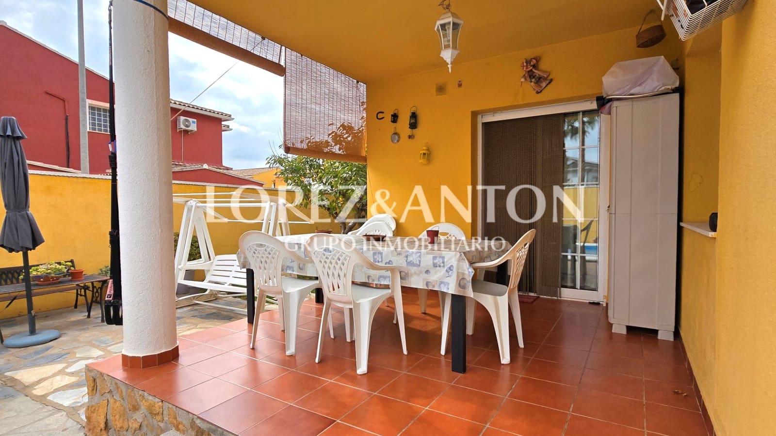 3 soverom Villa til salgs i La Pobla de Vallbona med svømmebasseng garasje - € 450 000 (Ref: 9253960)