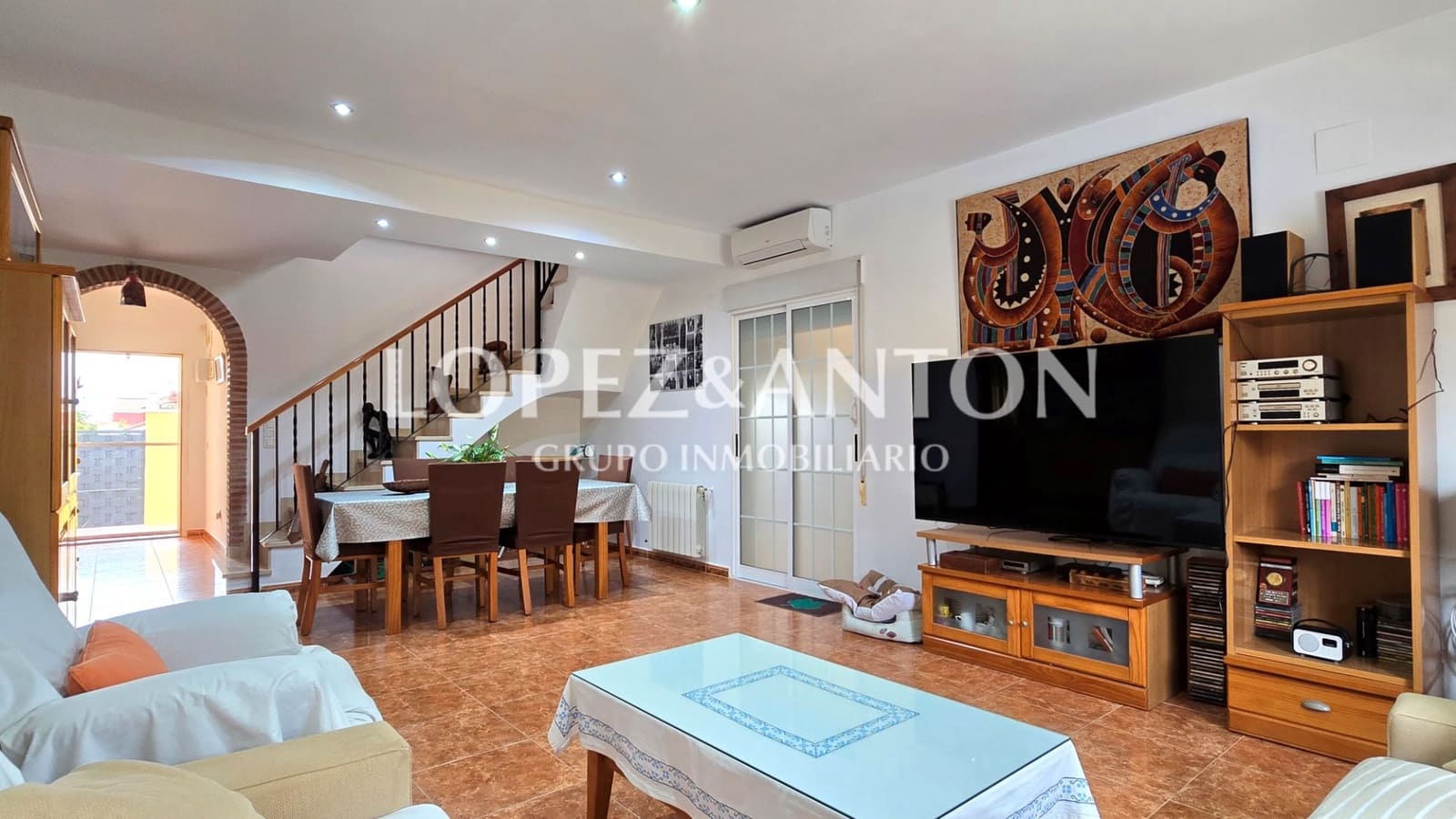 3 soverom Villa til salgs i La Pobla de Vallbona med svømmebasseng garasje - € 450 000 (Ref: 9253960)