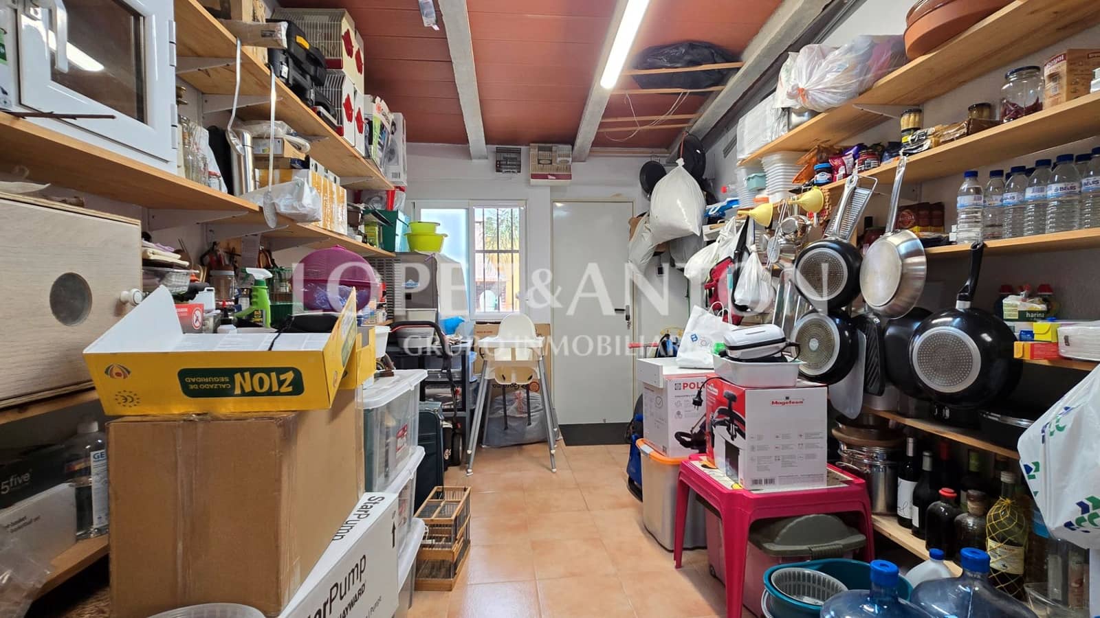 3 soverom Villa til salgs i La Pobla de Vallbona med svømmebasseng garasje - € 450 000 (Ref: 9253960)