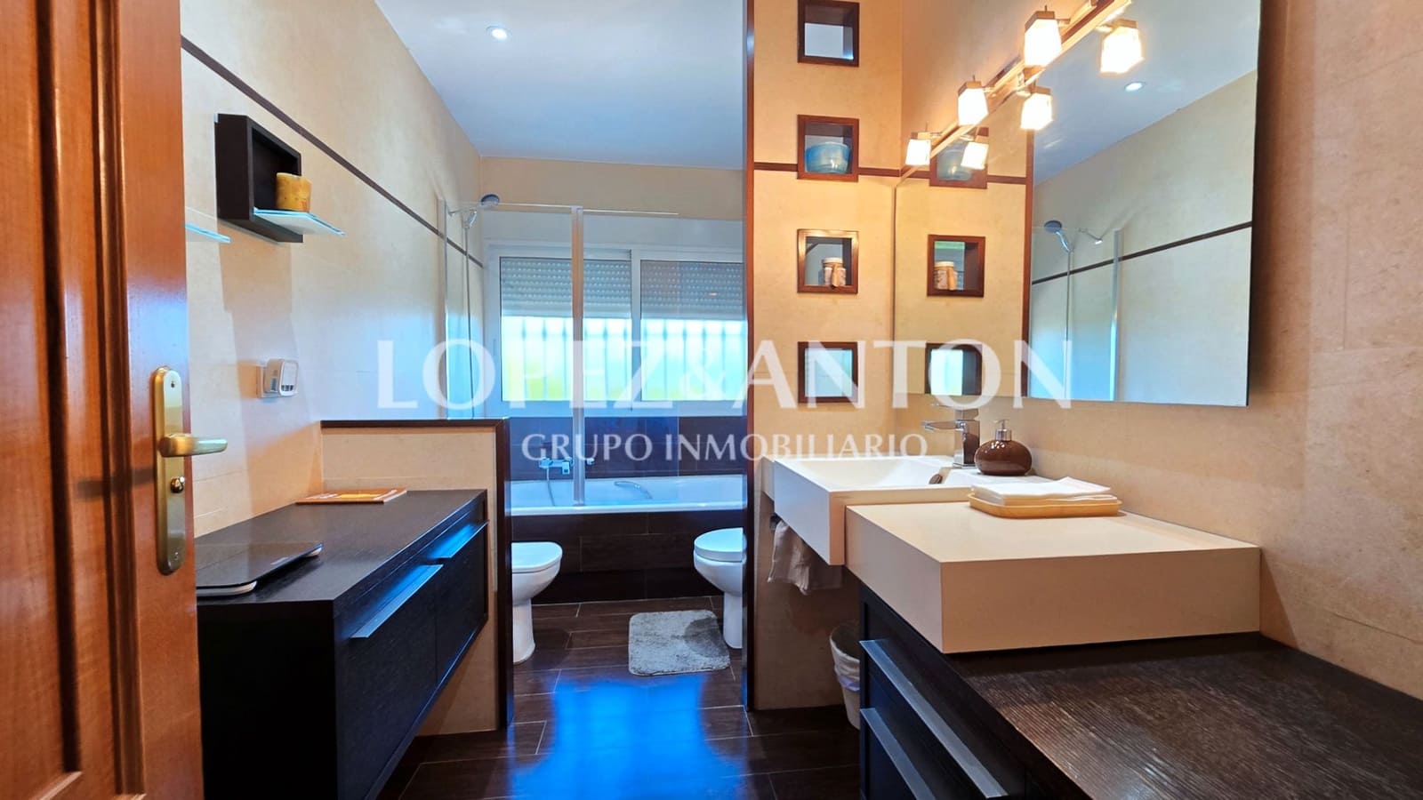 4 soverom Villa til salgs i San Antonio de Benageber med svømmebasseng garasje - € 720 000 (Ref: 9254419)