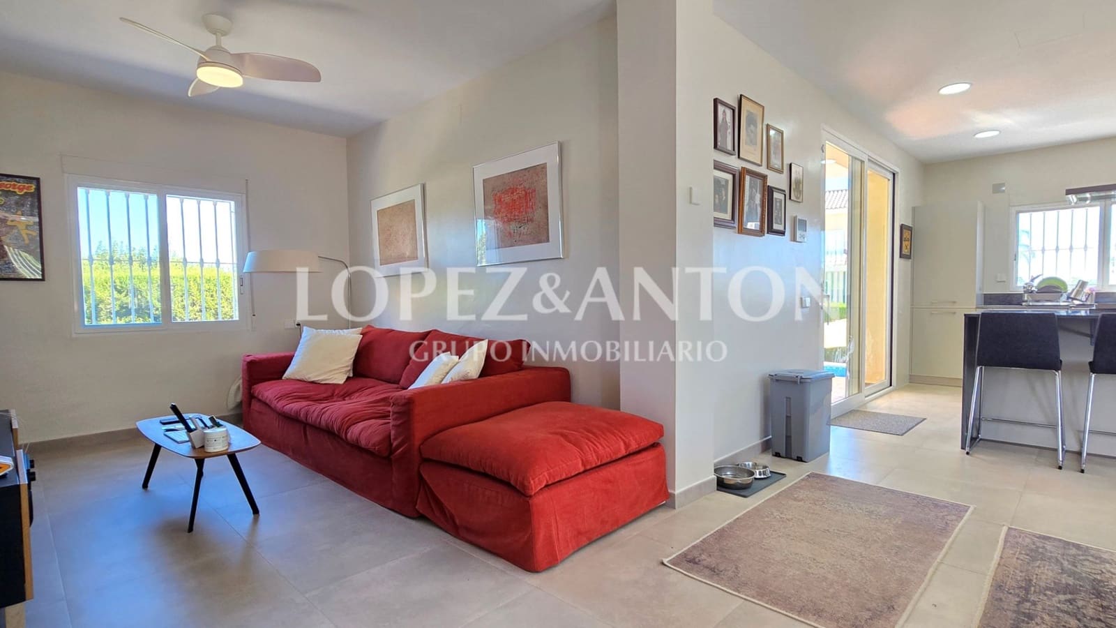 4 soverom Villa til salgs i San Antonio de Benageber med svømmebasseng garasje - € 720 000 (Ref: 9254419)