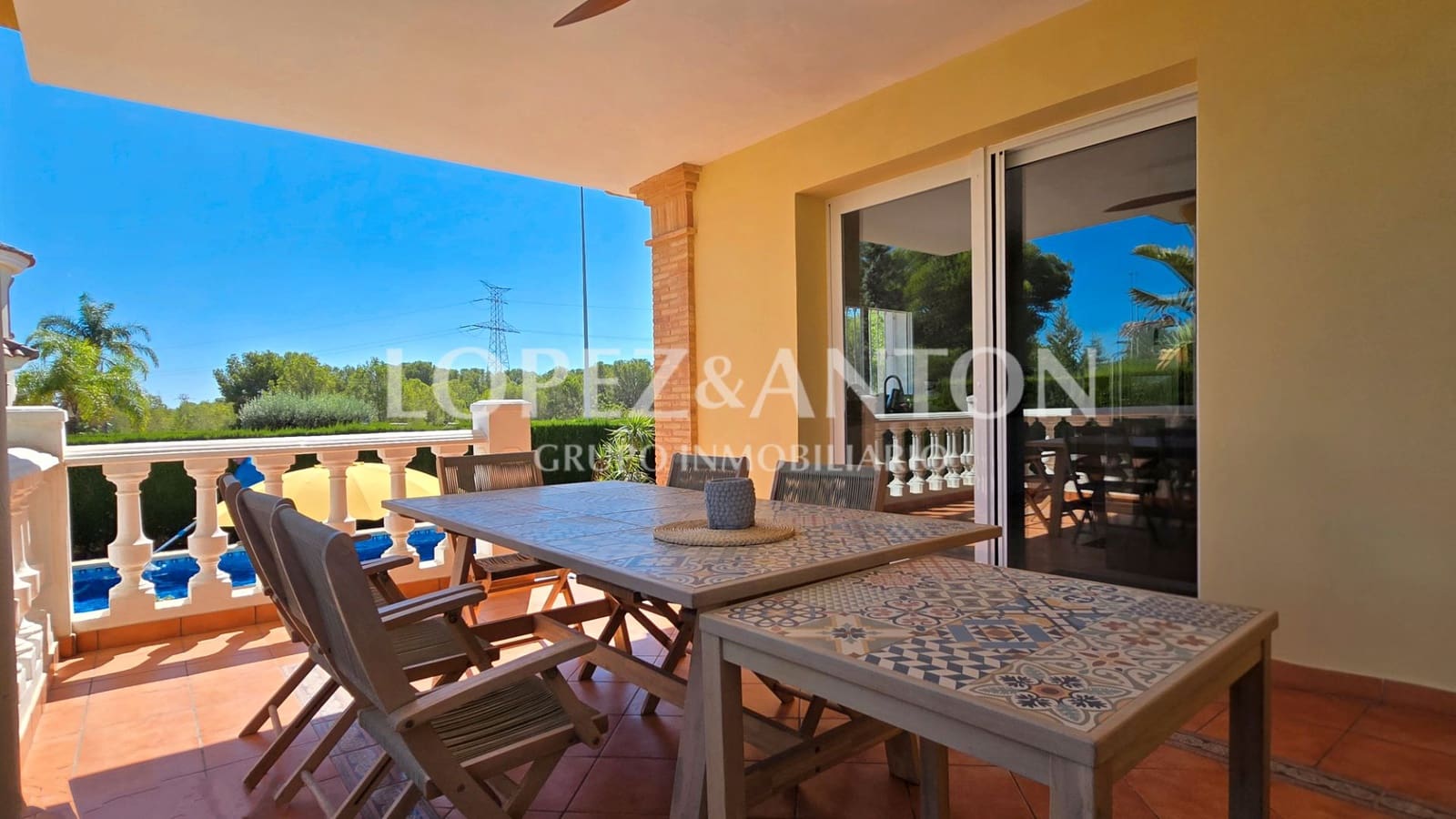 4 soverom Villa til salgs i San Antonio de Benageber med svømmebasseng garasje - € 720 000 (Ref: 9254419)