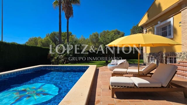 4 soverom Villa til salgs i San Antonio de Benagéber med svømmebasseng garasje - € 720 000 (Ref: 9254419)