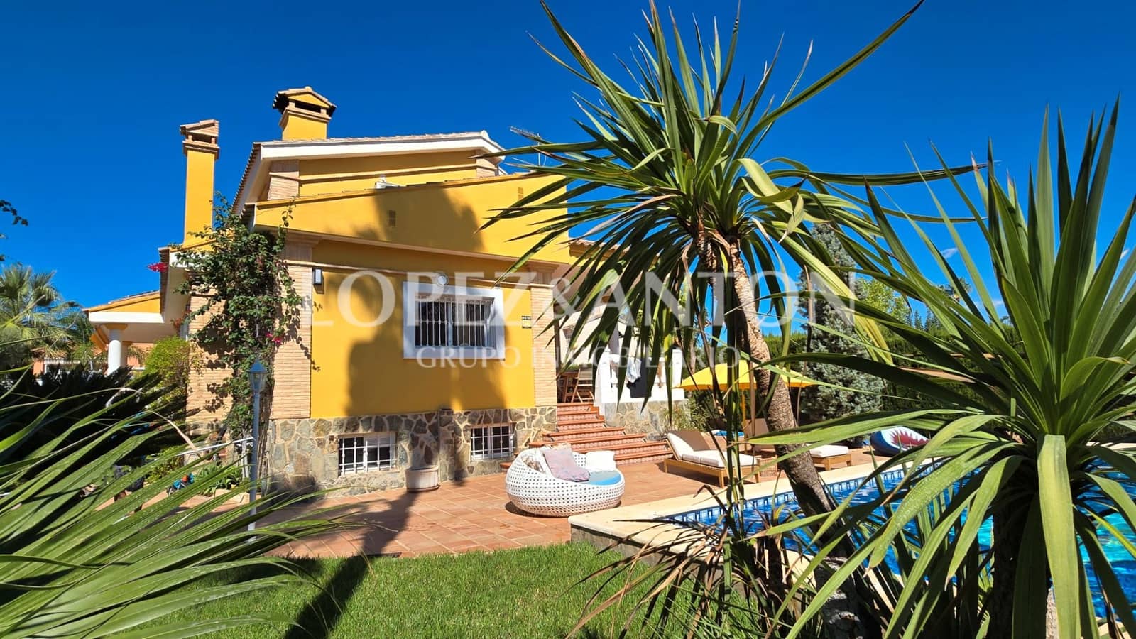 4 soverom Villa til salgs i San Antonio de Benageber med svømmebasseng garasje - € 720 000 (Ref: 9254419)