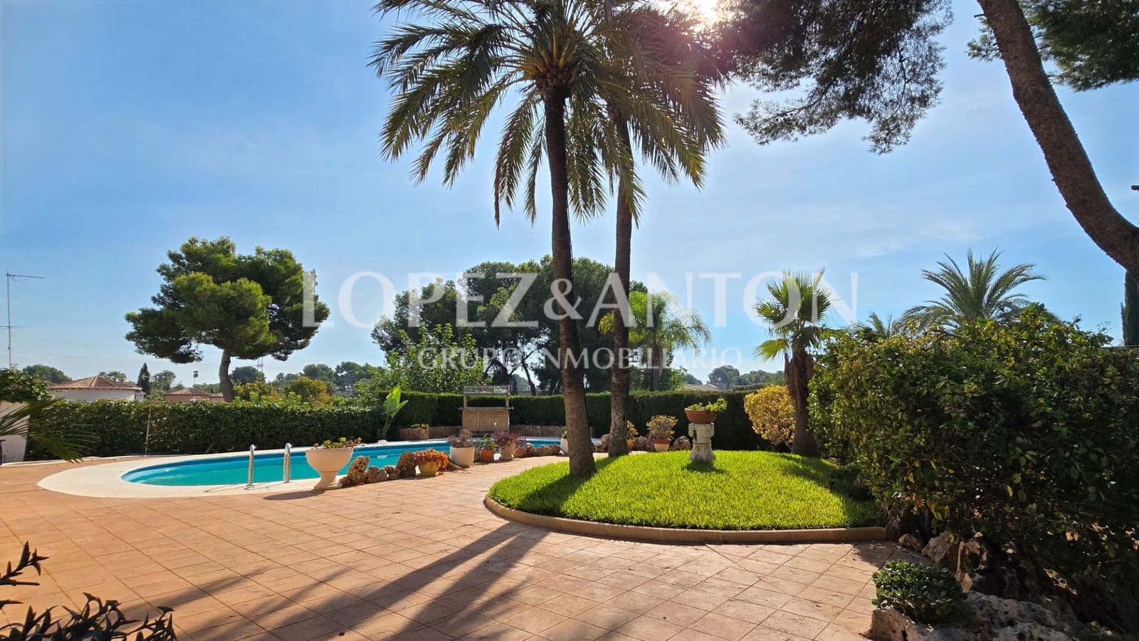 4 soverom Villa til salgs i L'Eliana med svømmebasseng garasje - € 1 100 000 (Ref: 9278508)