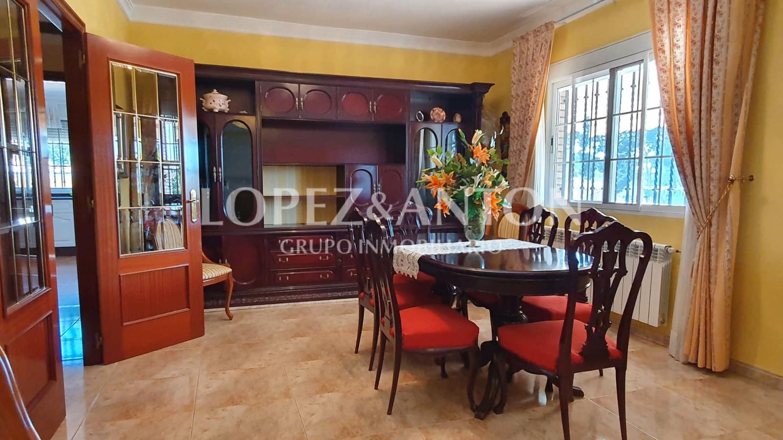 4 soverom Villa til salgs i L'Eliana med svømmebasseng garasje - € 1 100 000 (Ref: 9278508)