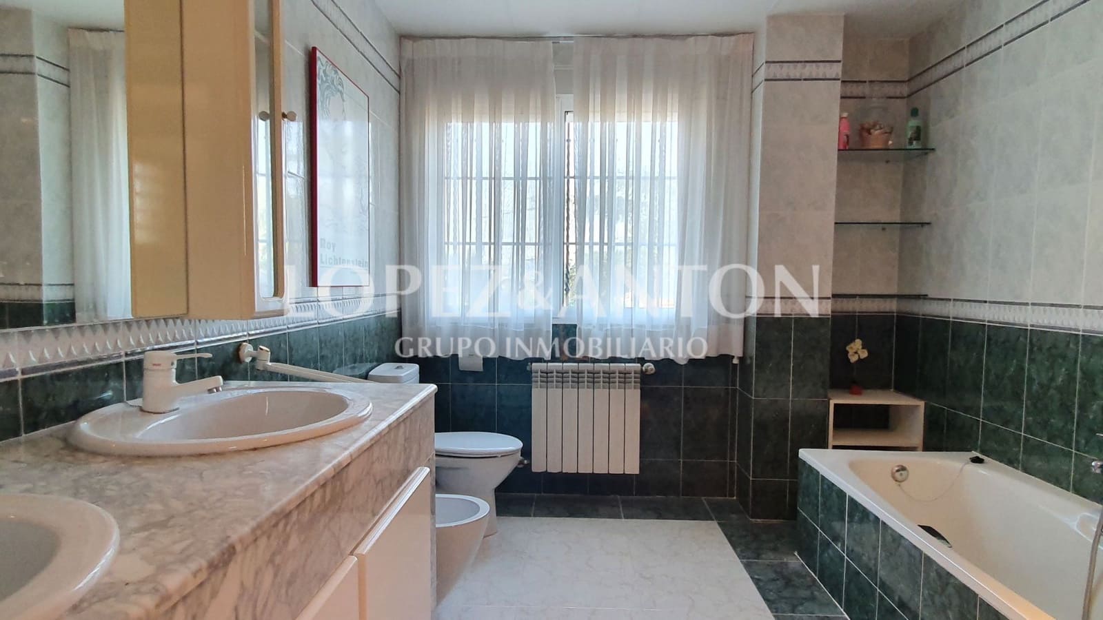 4 soverom Villa til salgs i L'Eliana med svømmebasseng garasje - € 1 100 000 (Ref: 9278508)