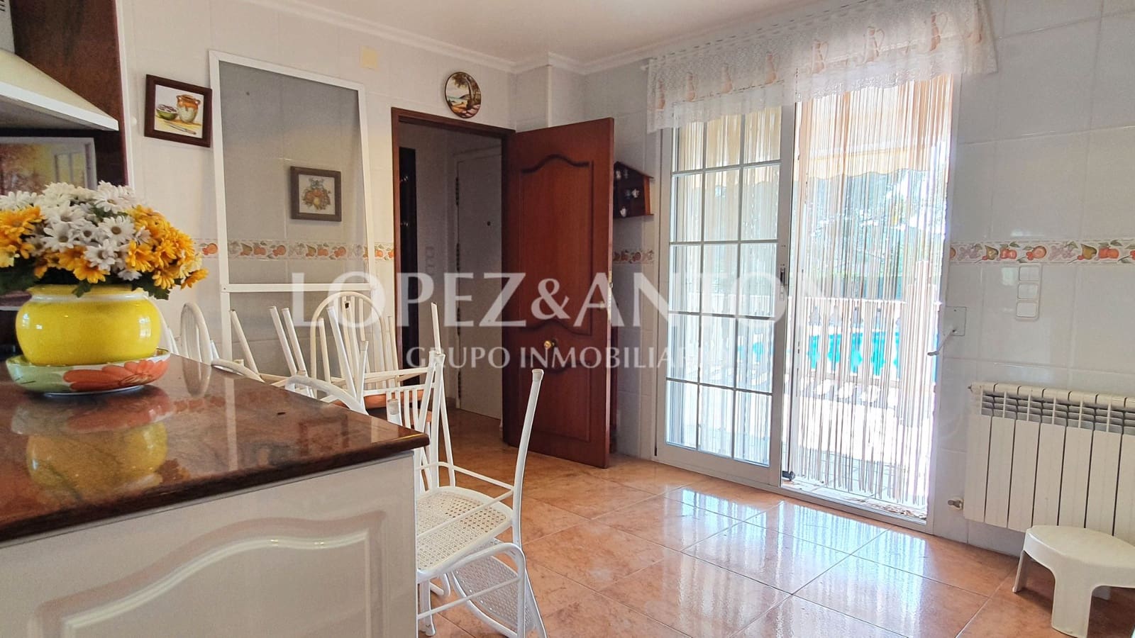 4 soverom Villa til salgs i L'Eliana med svømmebasseng garasje - € 1 100 000 (Ref: 9278508)