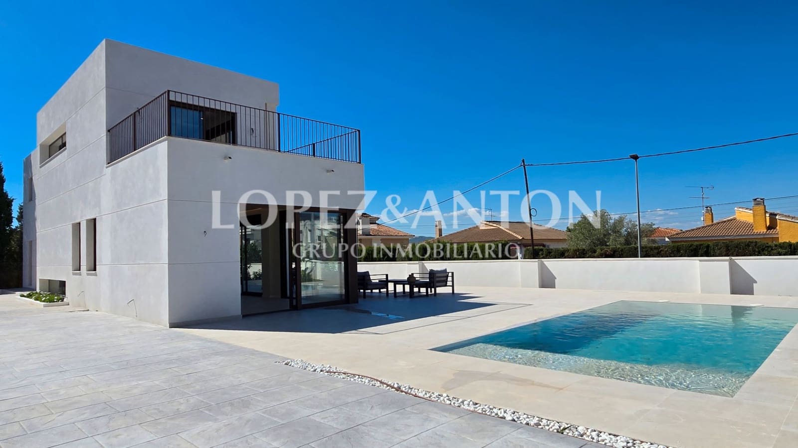 4 bedroom Villa for sale in L'Eliana with pool garage - € 870,000 (Ref: 9287780)