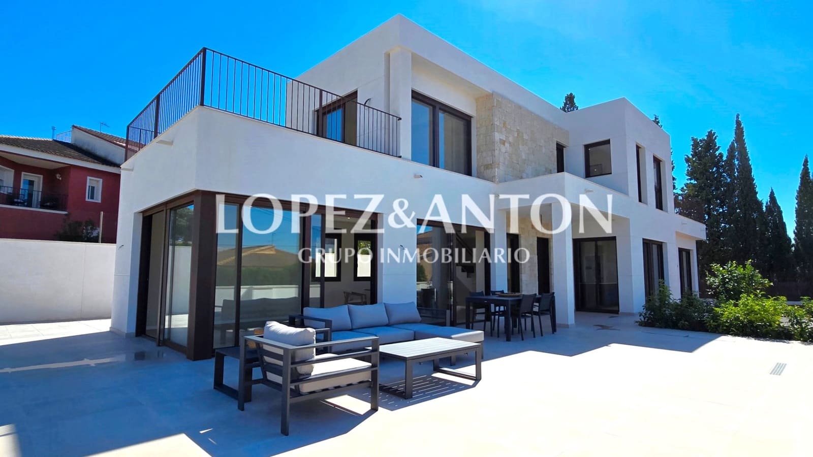 4 bedroom Villa for sale in L'Eliana with pool garage - € 870,000 (Ref: 9287780)