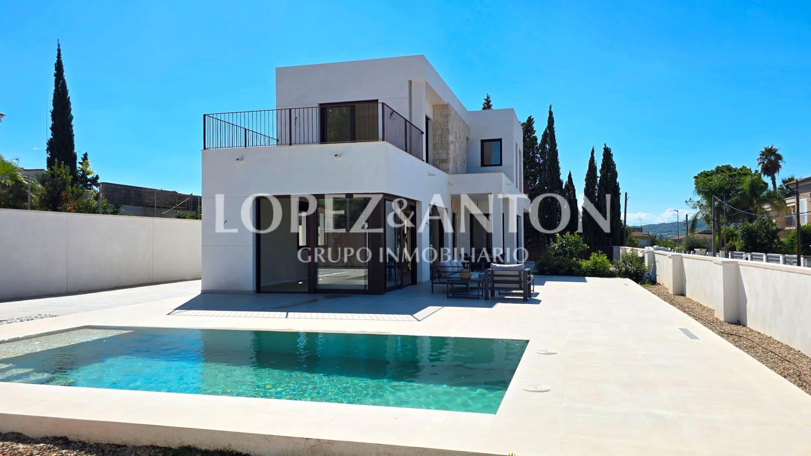 4 bedroom Villa for sale in L'Eliana with pool garage - € 870,000 (Ref: 9287780)