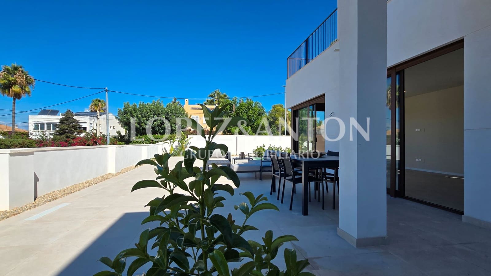 4 bedroom Villa for sale in L'Eliana with pool garage - € 870,000 (Ref: 9287780)