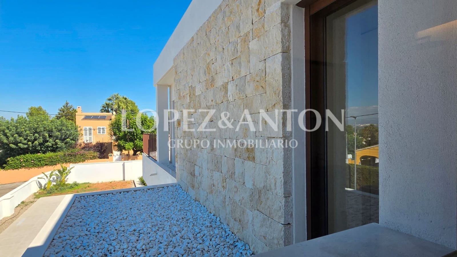 4 bedroom Villa for sale in L'Eliana with pool garage - € 870,000 (Ref: 9287780)