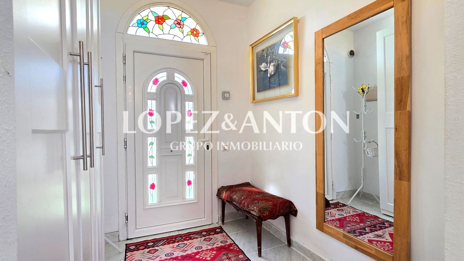 5 soverom Villa til salgs i L'Eliana med svømmebasseng garasje - € 680 000 (Ref: 9362855)