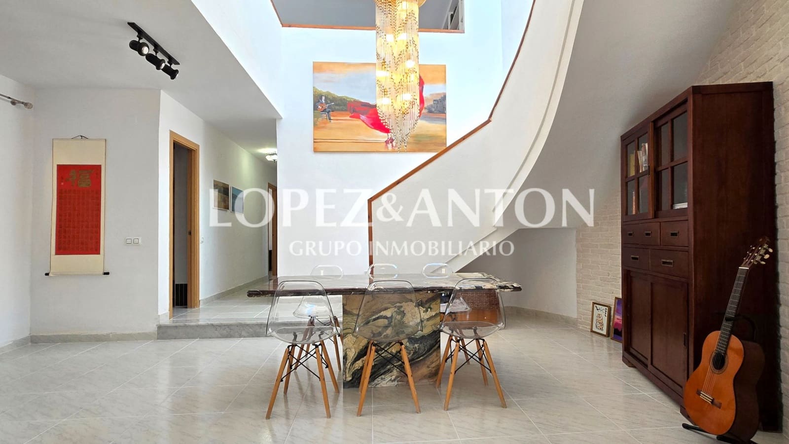 5 soverom Villa til salgs i L'Eliana med svømmebasseng garasje - € 680 000 (Ref: 9362855)