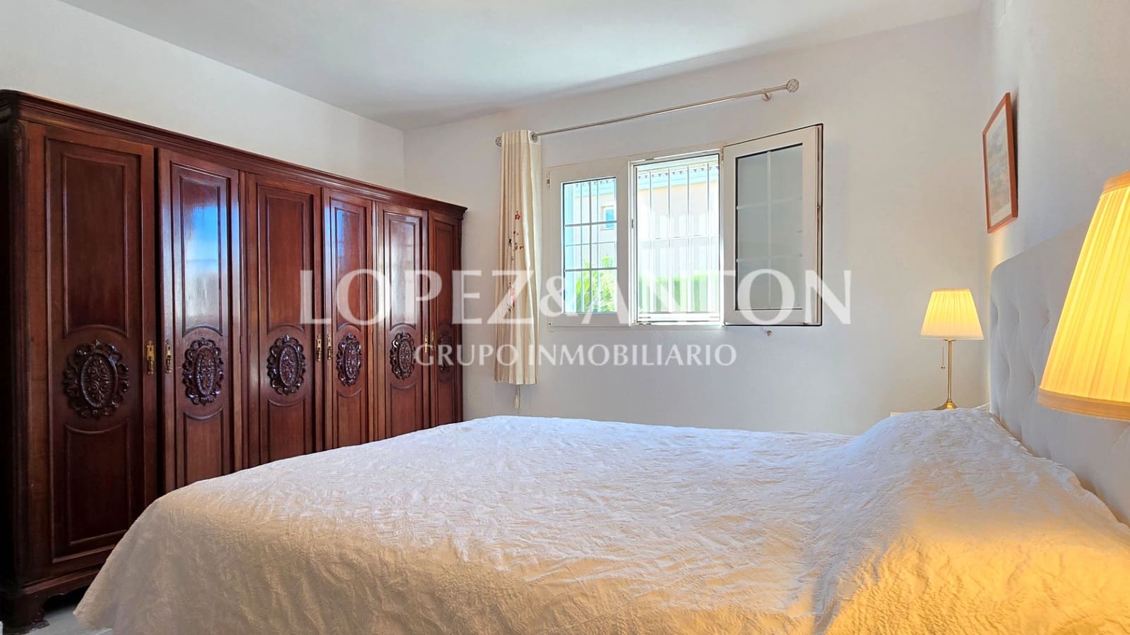 5 soverom Villa til salgs i L'Eliana med svømmebasseng garasje - € 680 000 (Ref: 9362855)