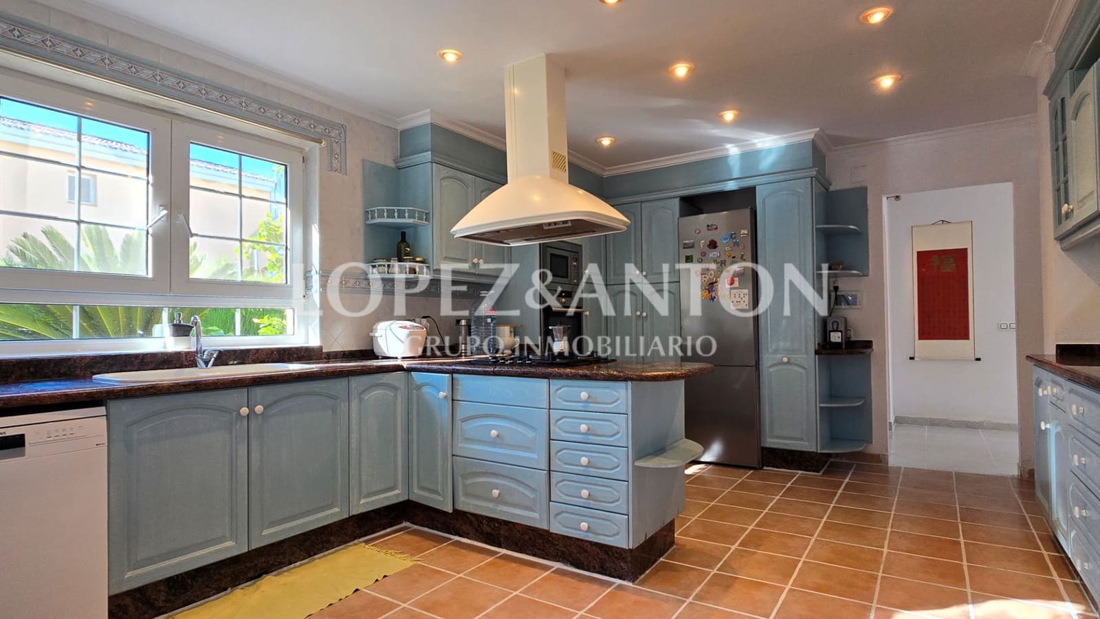 5 soverom Villa til salgs i L'Eliana med svømmebasseng garasje - € 680 000 (Ref: 9362855)