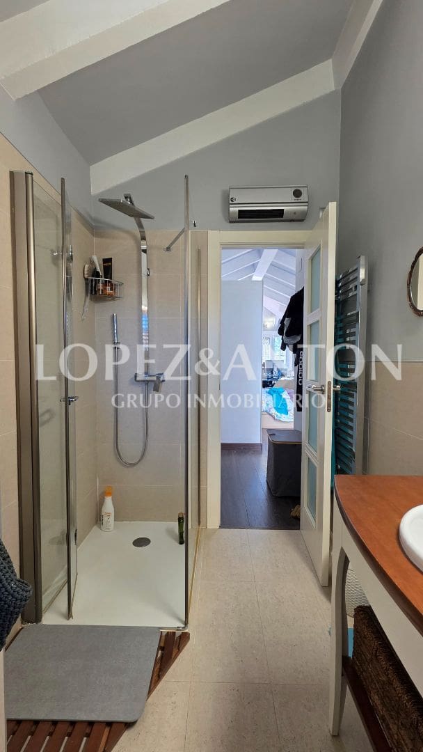 3 soverom Villa til salgs i L'Eliana med svømmebasseng garasje - € 750 000 (Ref: 9410321)