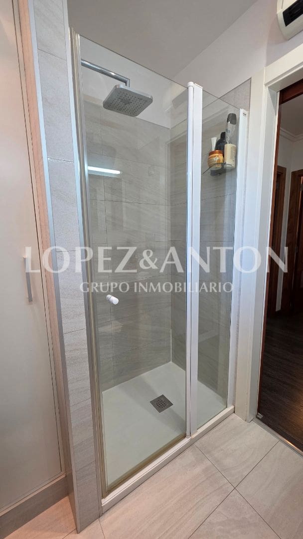 3 soverom Villa til salgs i L'Eliana med svømmebasseng garasje - € 750 000 (Ref: 9410321)