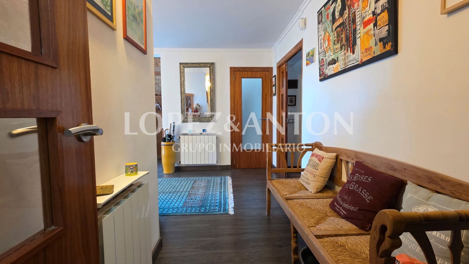 3 soverom Villa til salgs i L'Eliana med svømmebasseng garasje - € 750 000 (Ref: 9410321)