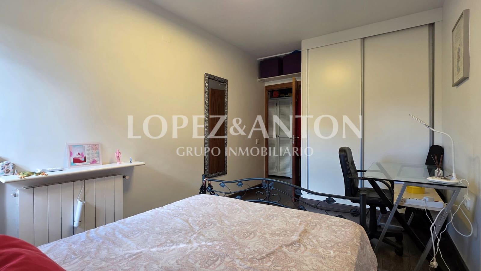 3 soverom Villa til salgs i L'Eliana med svømmebasseng garasje - € 750 000 (Ref: 9410321)