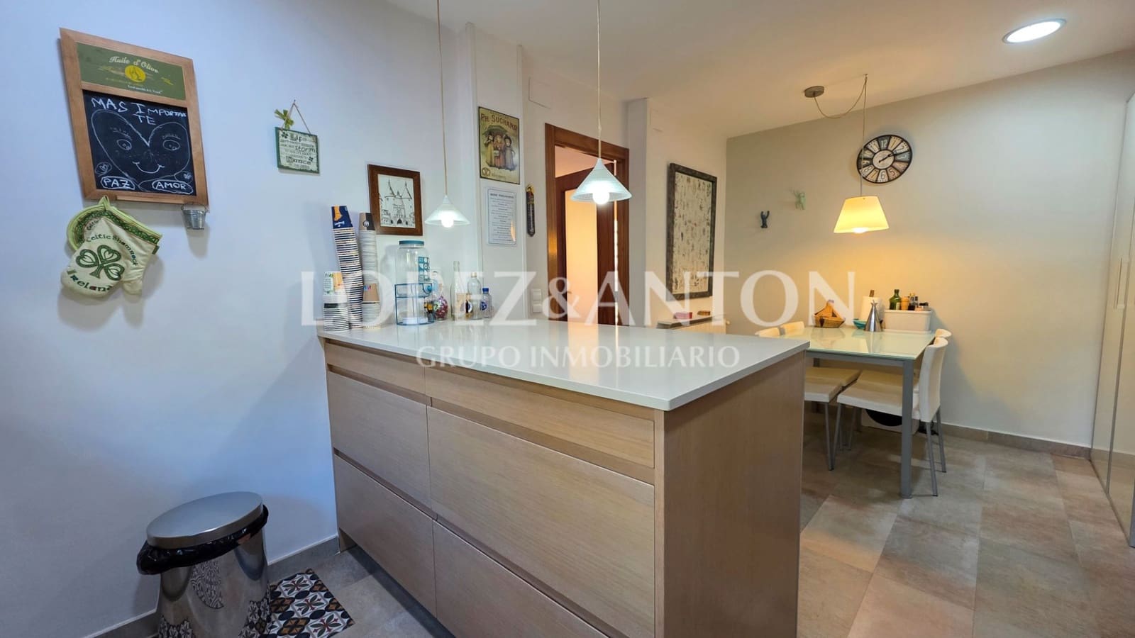 3 soverom Villa til salgs i L'Eliana med svømmebasseng garasje - € 750 000 (Ref: 9410321)