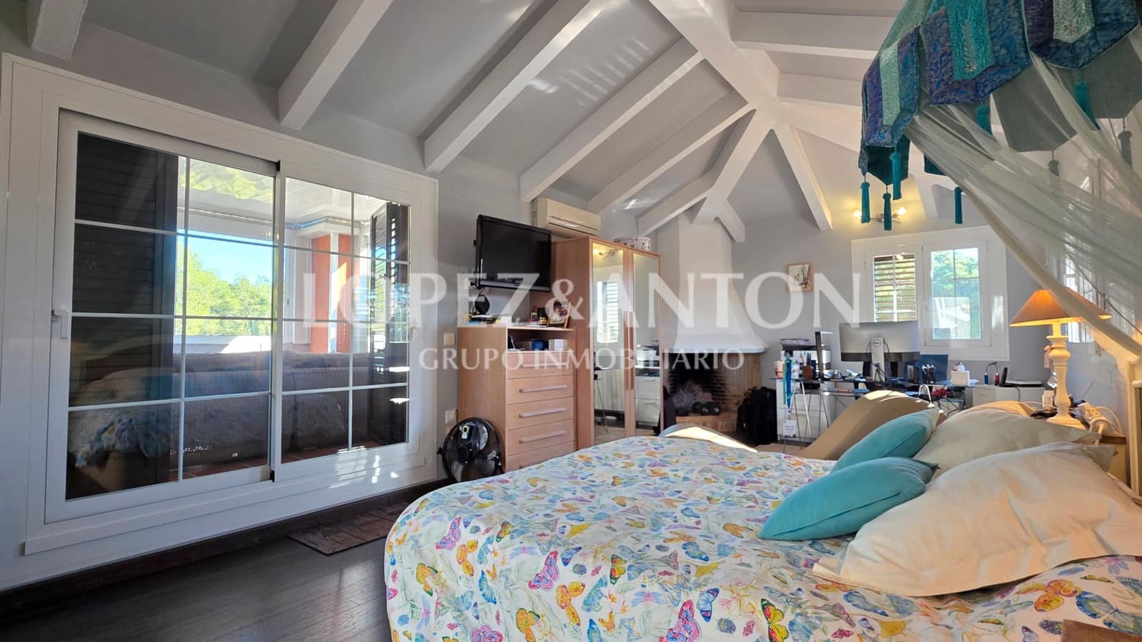 3 soverom Villa til salgs i L'Eliana med svømmebasseng garasje - € 750 000 (Ref: 9410321)