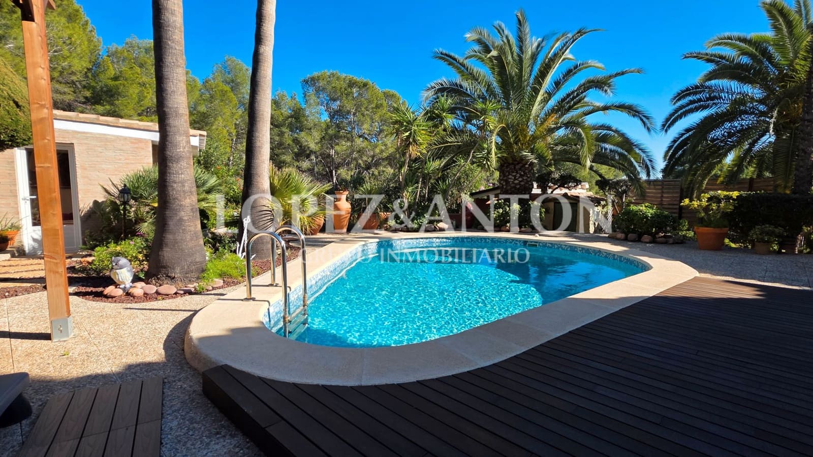 3 soverom Villa til salgs i L'Eliana med svømmebasseng garasje - € 750 000 (Ref: 9410321)