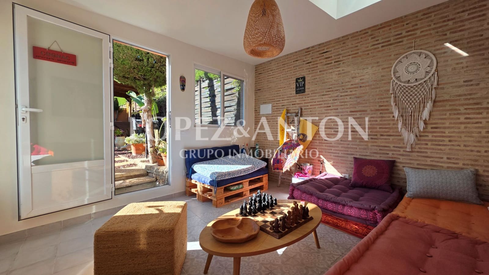 3 soverom Villa til salgs i L'Eliana med svømmebasseng garasje - € 750 000 (Ref: 9410321)