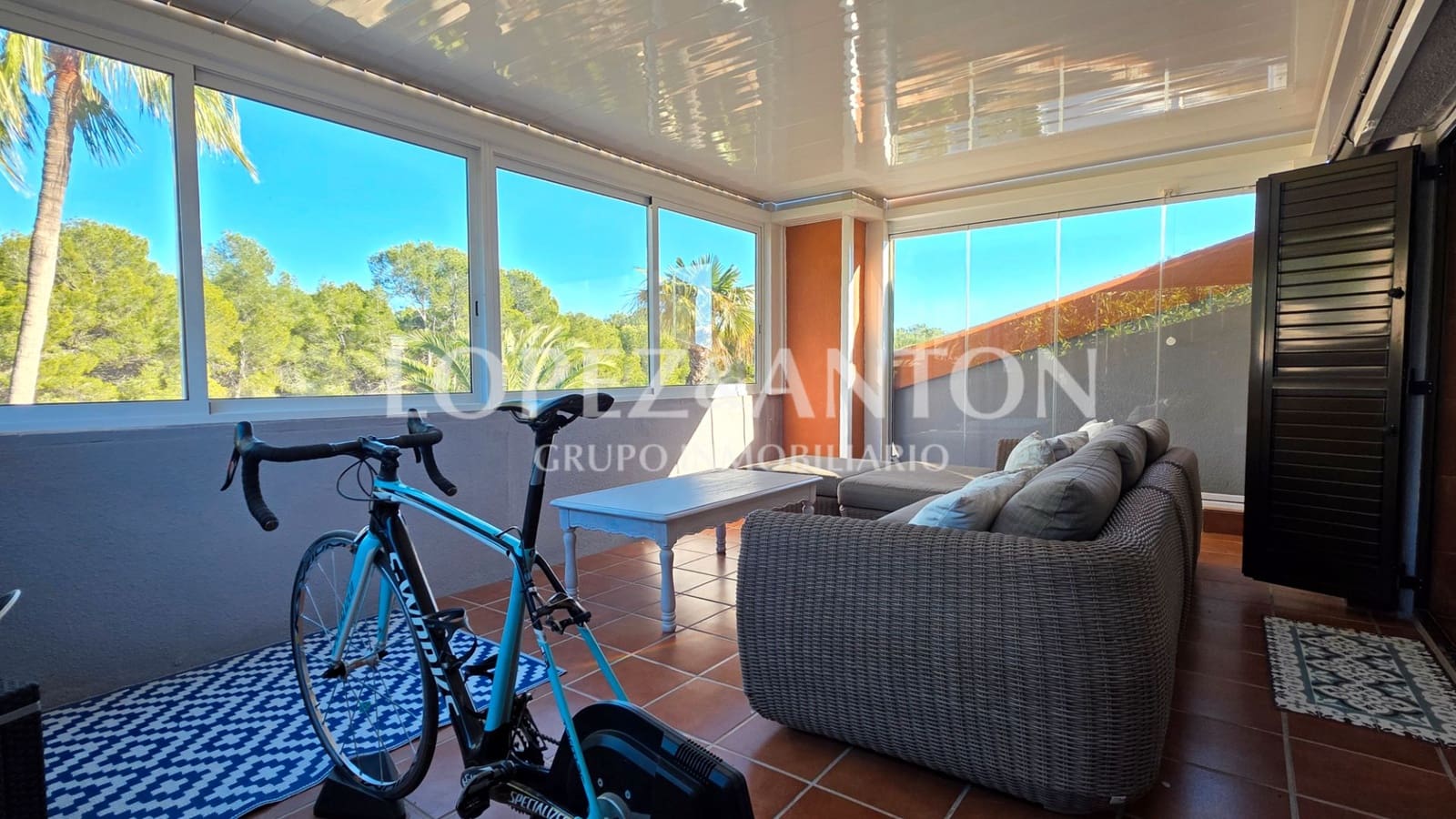 3 soverom Villa til salgs i L'Eliana med svømmebasseng garasje - € 750 000 (Ref: 9410321)