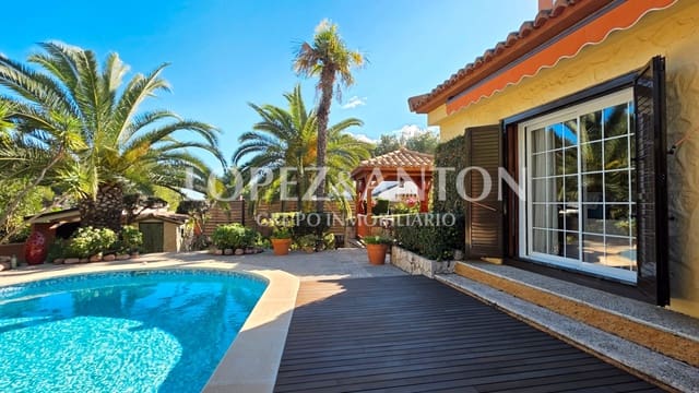 3 soverom Villa til salgs i L'Eliana med svømmebasseng garasje - € 750 000 (Ref: 9410321)