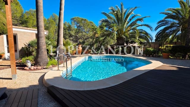 3 soverom Villa til salgs i L'Eliana med svømmebasseng garasje - € 750 000 (Ref: 9410321)