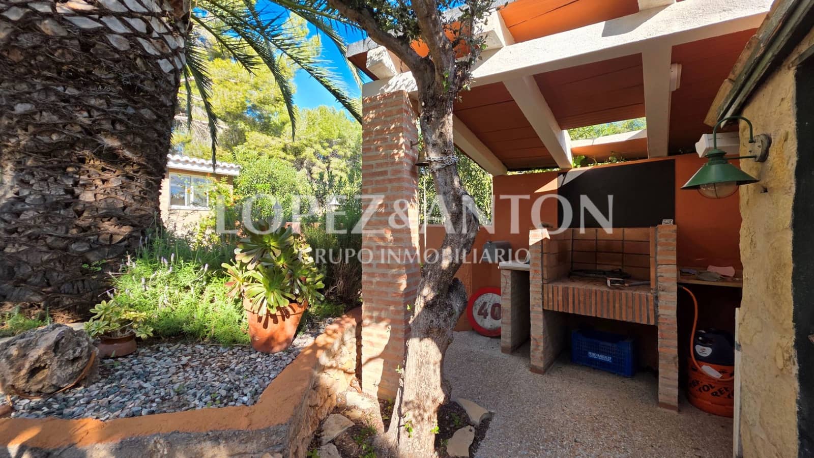 3 soverom Villa til salgs i L'Eliana med svømmebasseng garasje - € 750 000 (Ref: 9410321)