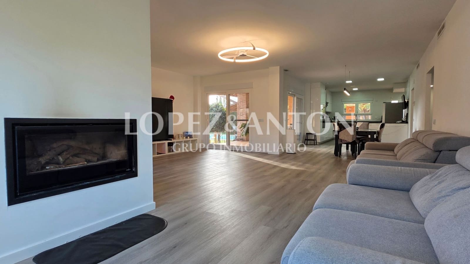 8 Zimmer Villa zu verkaufen in L'Eliana mit Pool Garage - 1.590.000 € (Ref: 9460853)