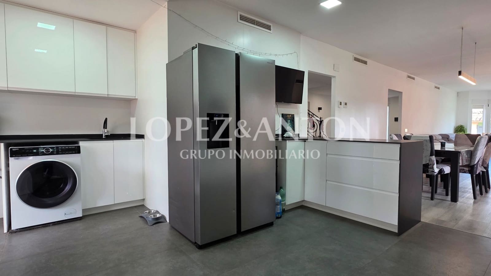 8 Zimmer Villa zu verkaufen in L'Eliana mit Pool Garage - 1.590.000 € (Ref: 9460853)