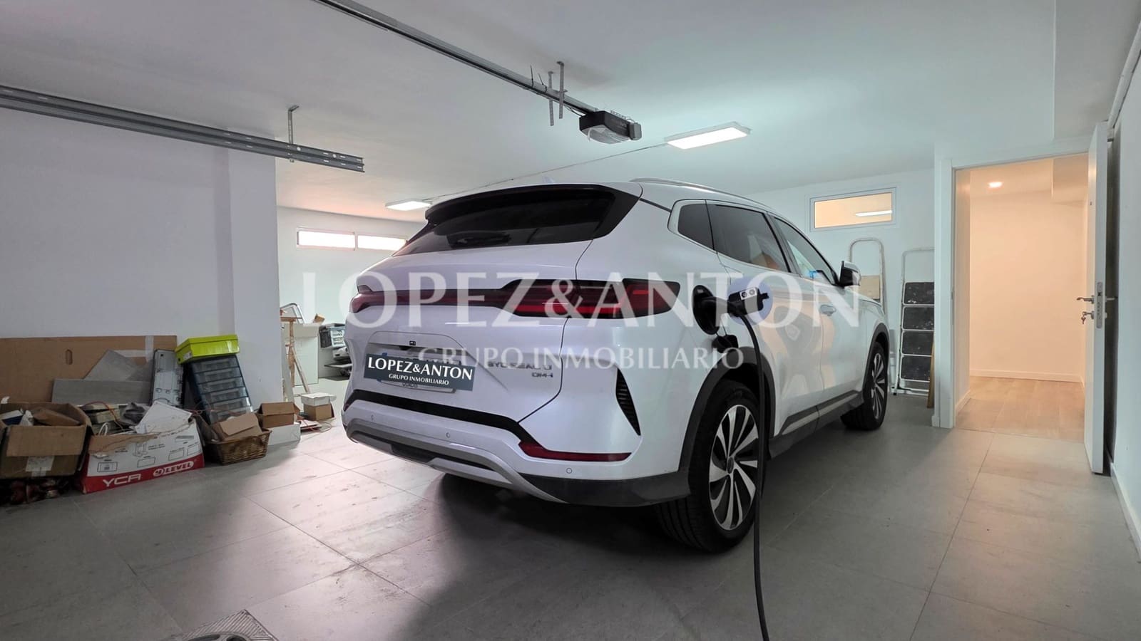 8 Zimmer Villa zu verkaufen in L'Eliana mit Pool Garage - 1.590.000 € (Ref: 9460853)