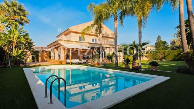 8 Zimmer Villa zu verkaufen in L'Eliana mit Pool Garage - 1.590.000 € (Ref: 9460853)