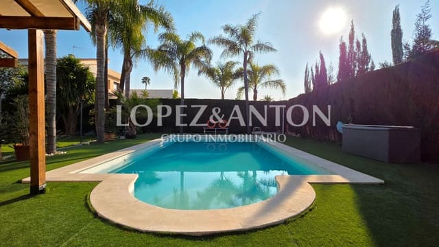 8 Zimmer Villa zu verkaufen in L'Eliana mit Pool Garage - 1.590.000 € (Ref: 9460853)